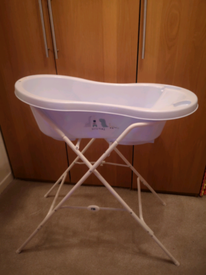 baby bath with stand for sale